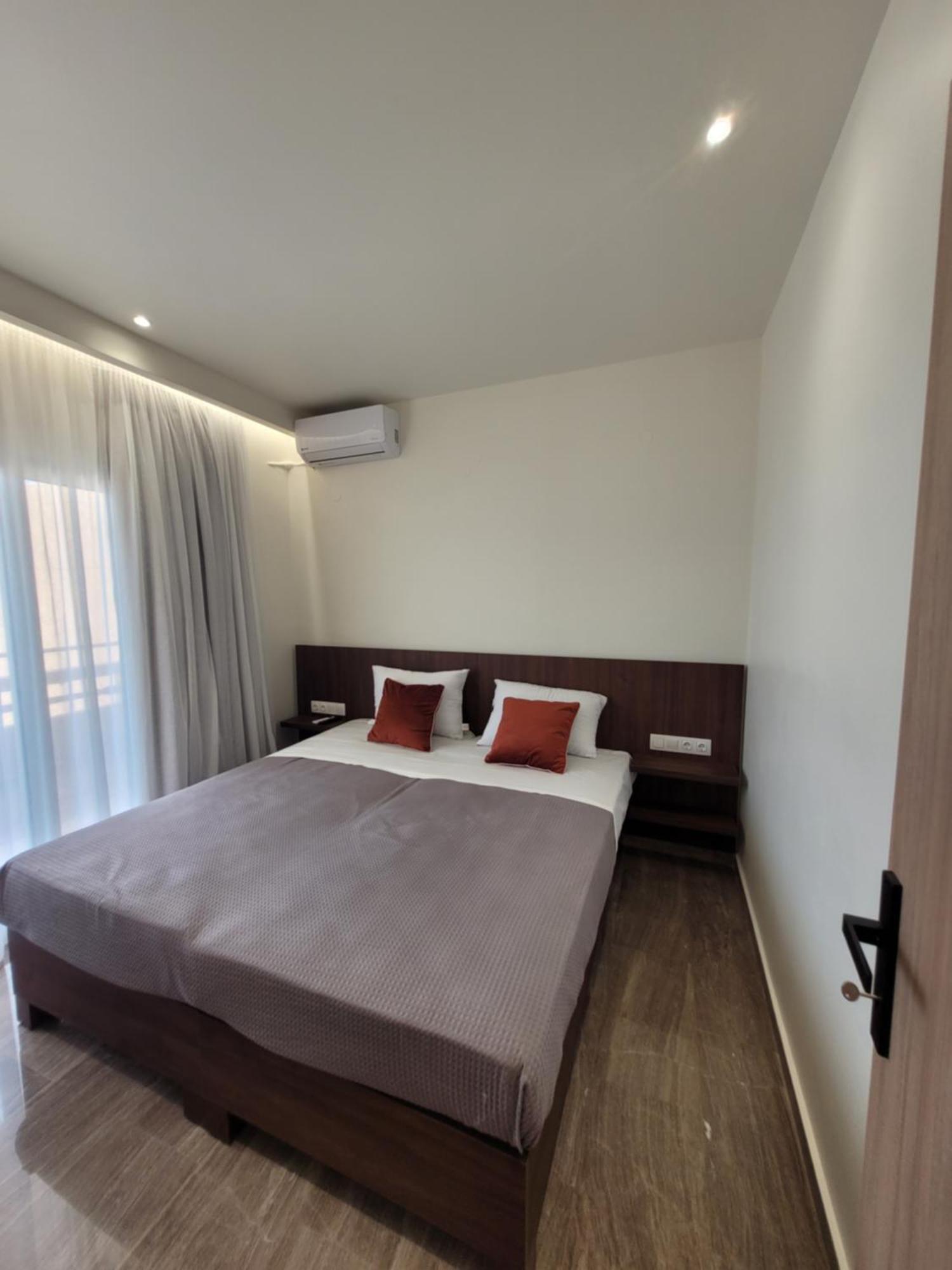 Vasiliki Apartments Platanés Rum bild
